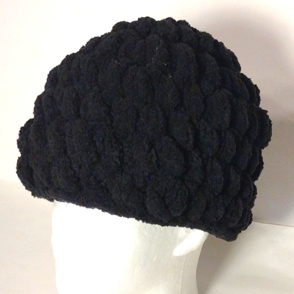 New Handmade Crocheted Soft Non-wool Black Beehive Hat XL - Picture 2 of 8
